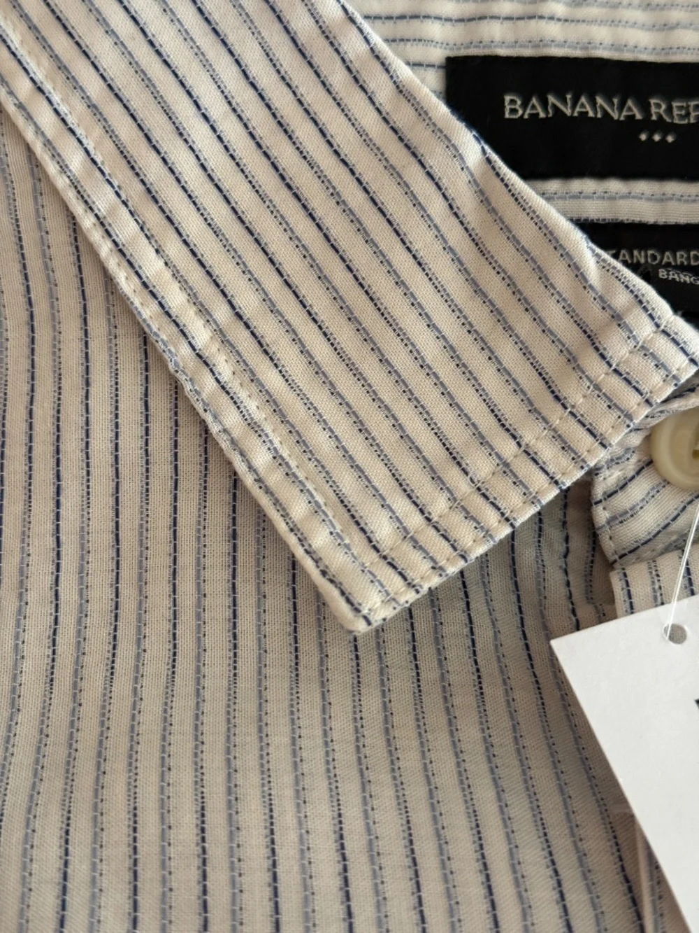 Men's Long Sleeve Button Down Shirt NWT